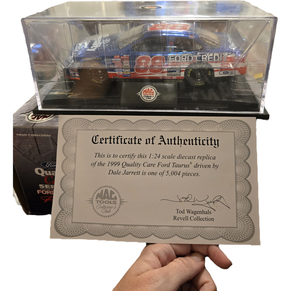Revell Dale Jarrett #88 Quality Care 1999 Ford Taurus 1:24 Diecast Mac Tools